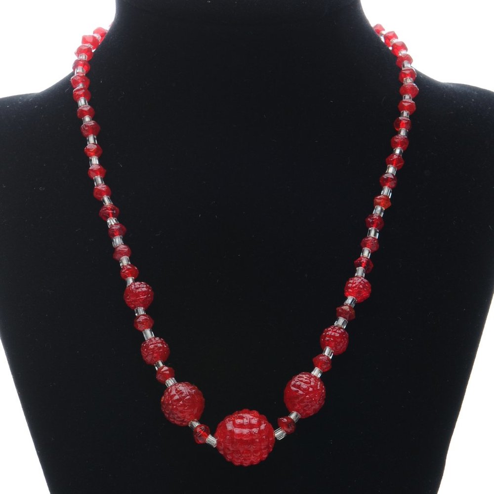 Red Raspberry Glass Bead Necklace Vintage